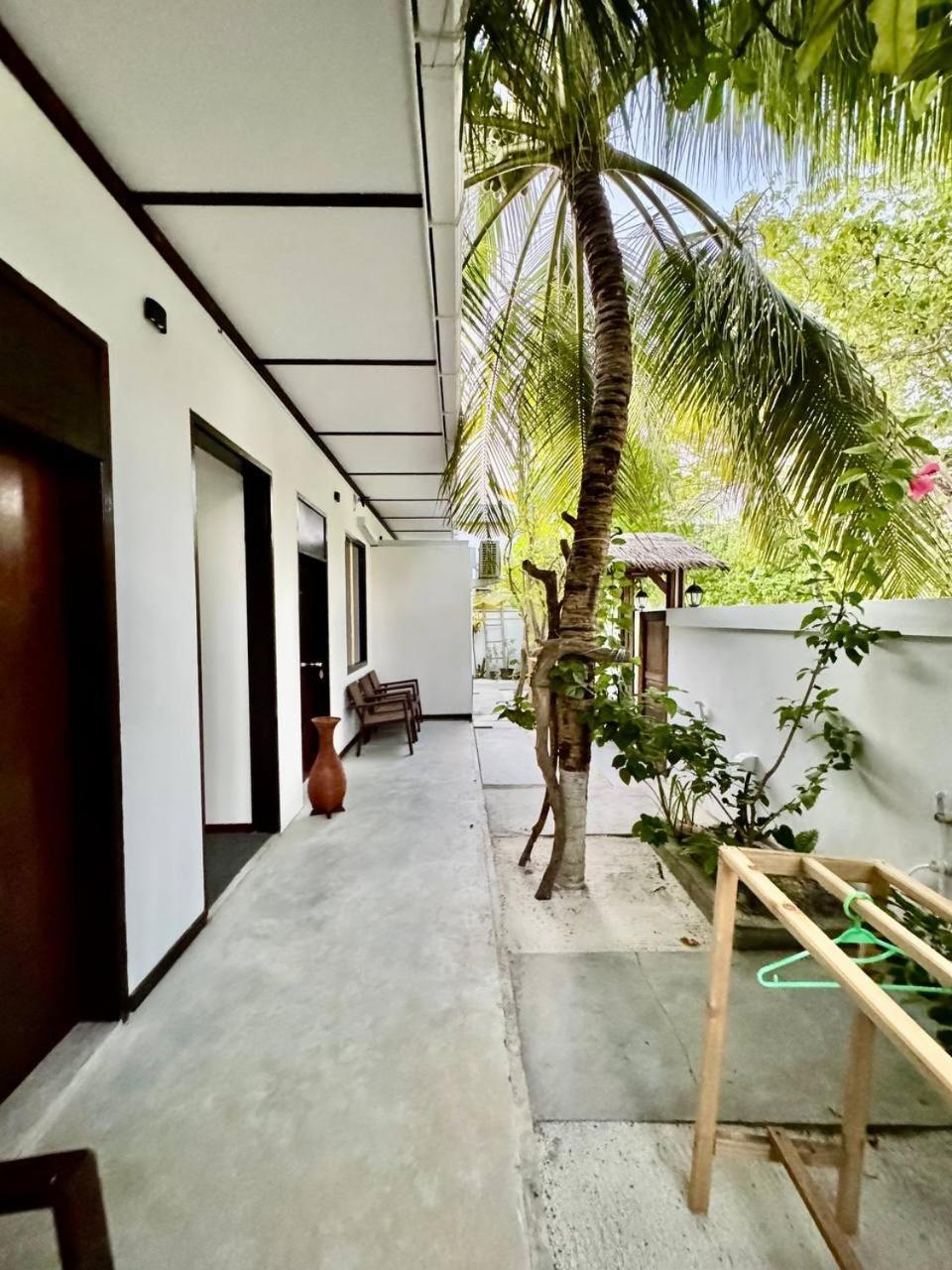 Seascape Retreats Dhigurah Hotel Дхигура Екстериор снимка