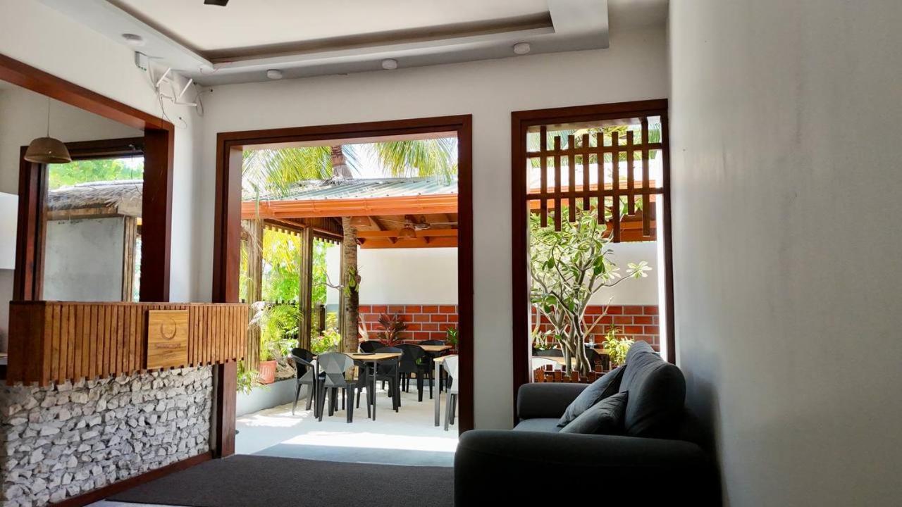 Seascape Retreats Dhigurah Hotel Дхигура Екстериор снимка
